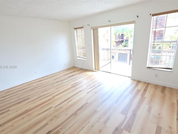 650 Tennis Club Dr , Unit 308, Fort Lauderdale, FL 33311