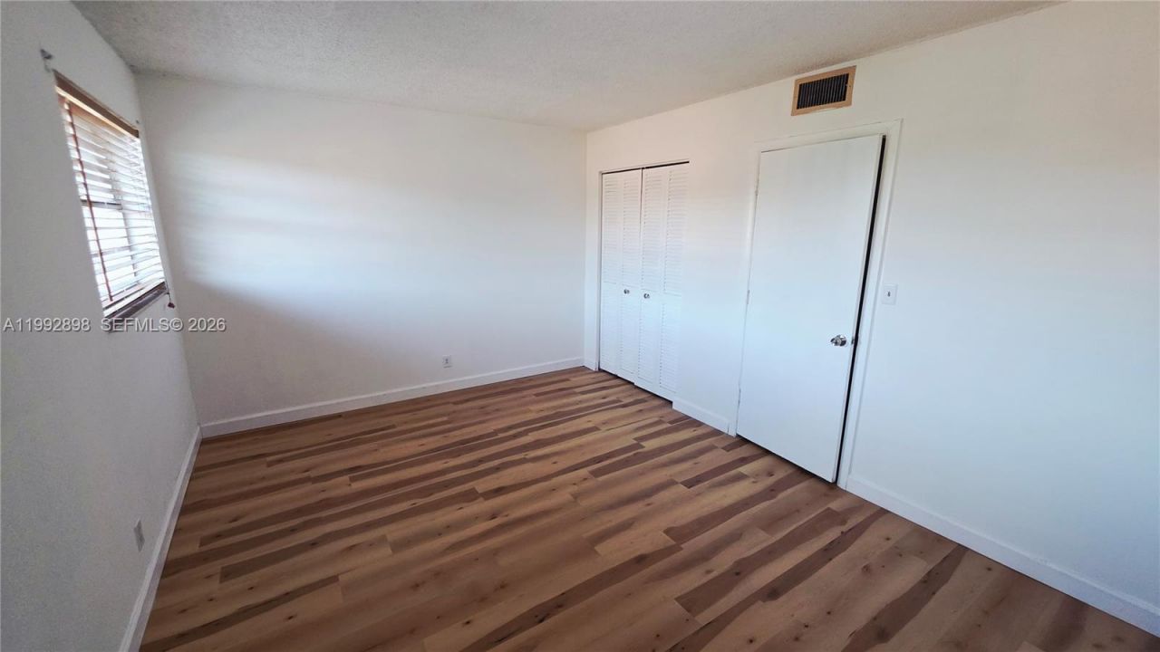 650 Tennis Club Dr, Unit 308, Fort Lauderdale, FL 33311 Photo