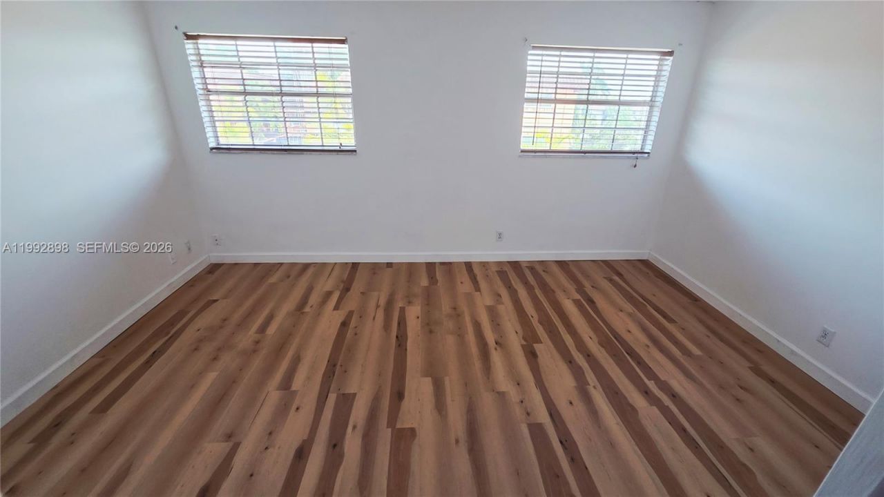 650 Tennis Club Dr, Unit 308, Fort Lauderdale, FL 33311 Photo