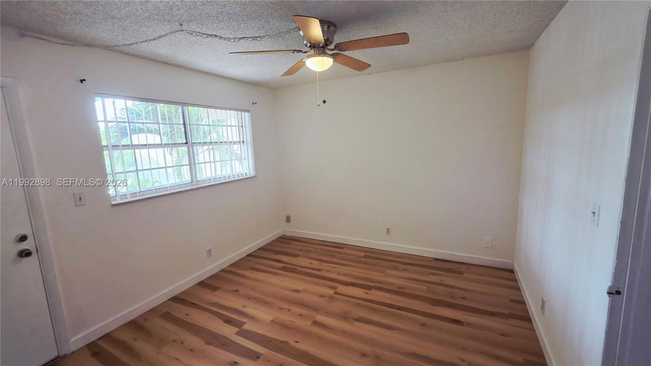650 Tennis Club Dr, Unit 308, Fort Lauderdale, FL 33311 Photo
