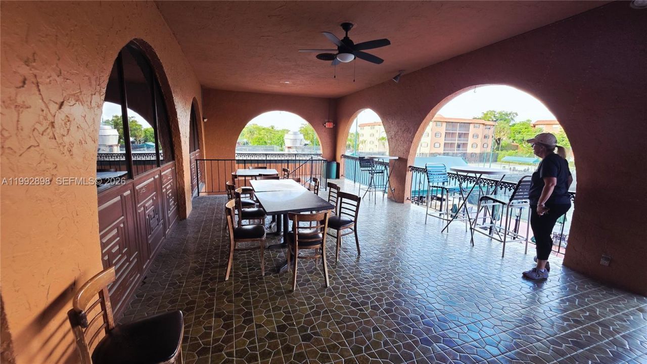 650 Tennis Club Dr, Unit 308, Fort Lauderdale, FL 33311 Photo