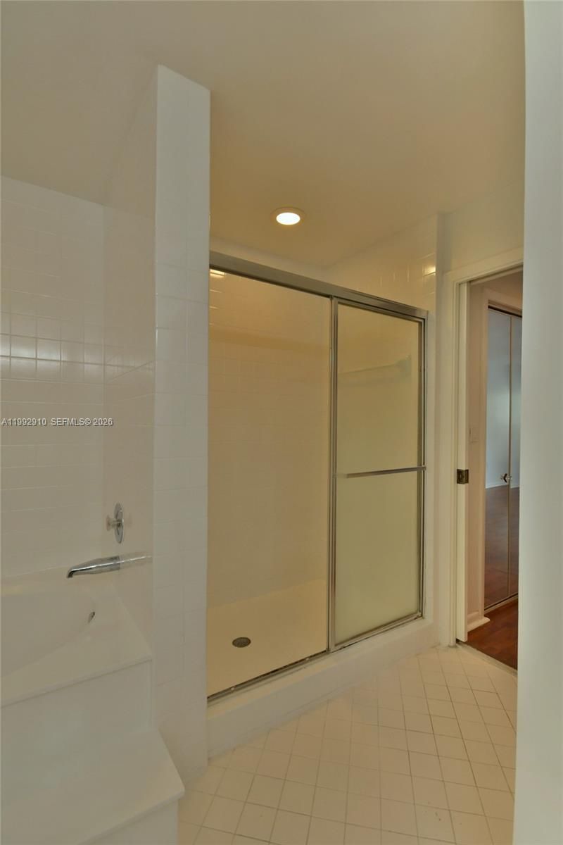 10380 NW 46th St , Doral, FL 33178 Photo