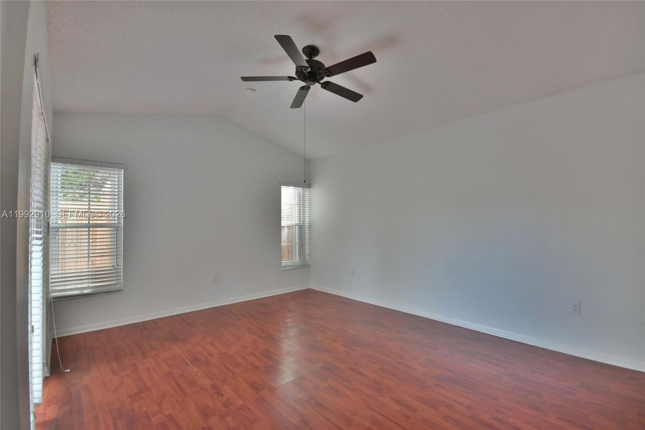 10380 NW 46th St , Doral, FL 33178 Photo