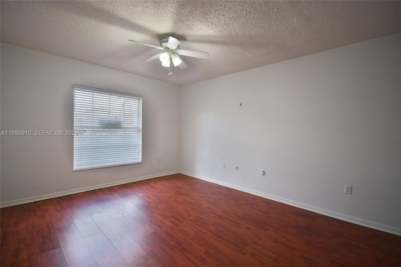 10380 NW 46th St , Doral, FL 33178 Photo