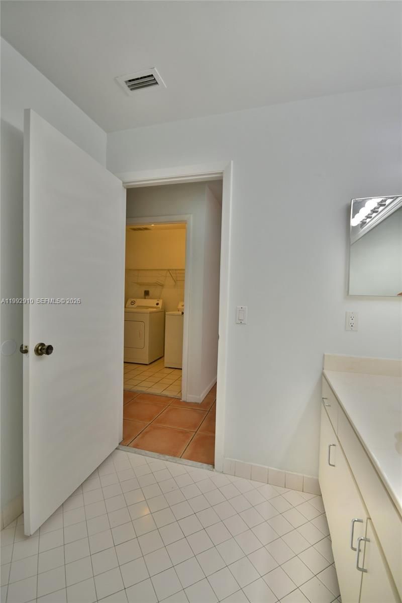 10380 NW 46th St , Doral, FL 33178 Photo