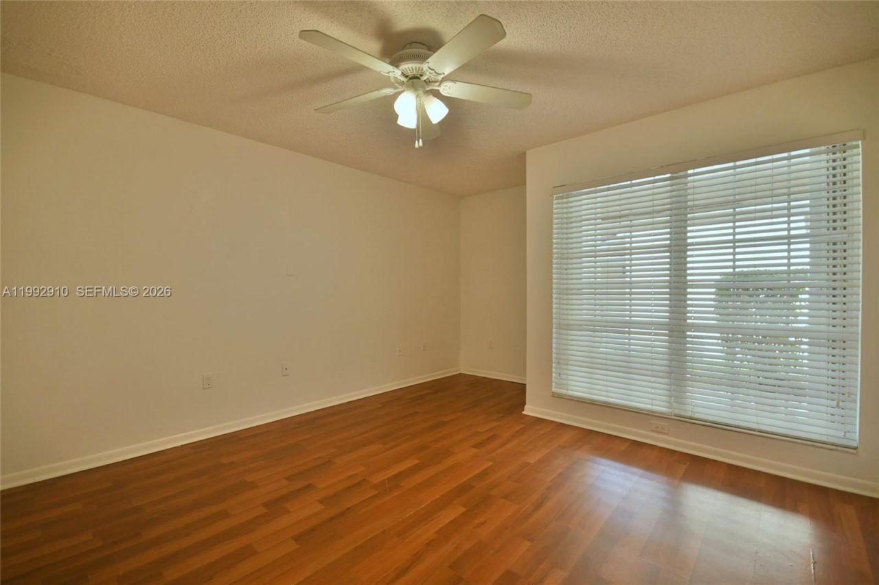 10380 NW 46th St , Doral, FL 33178 Photo