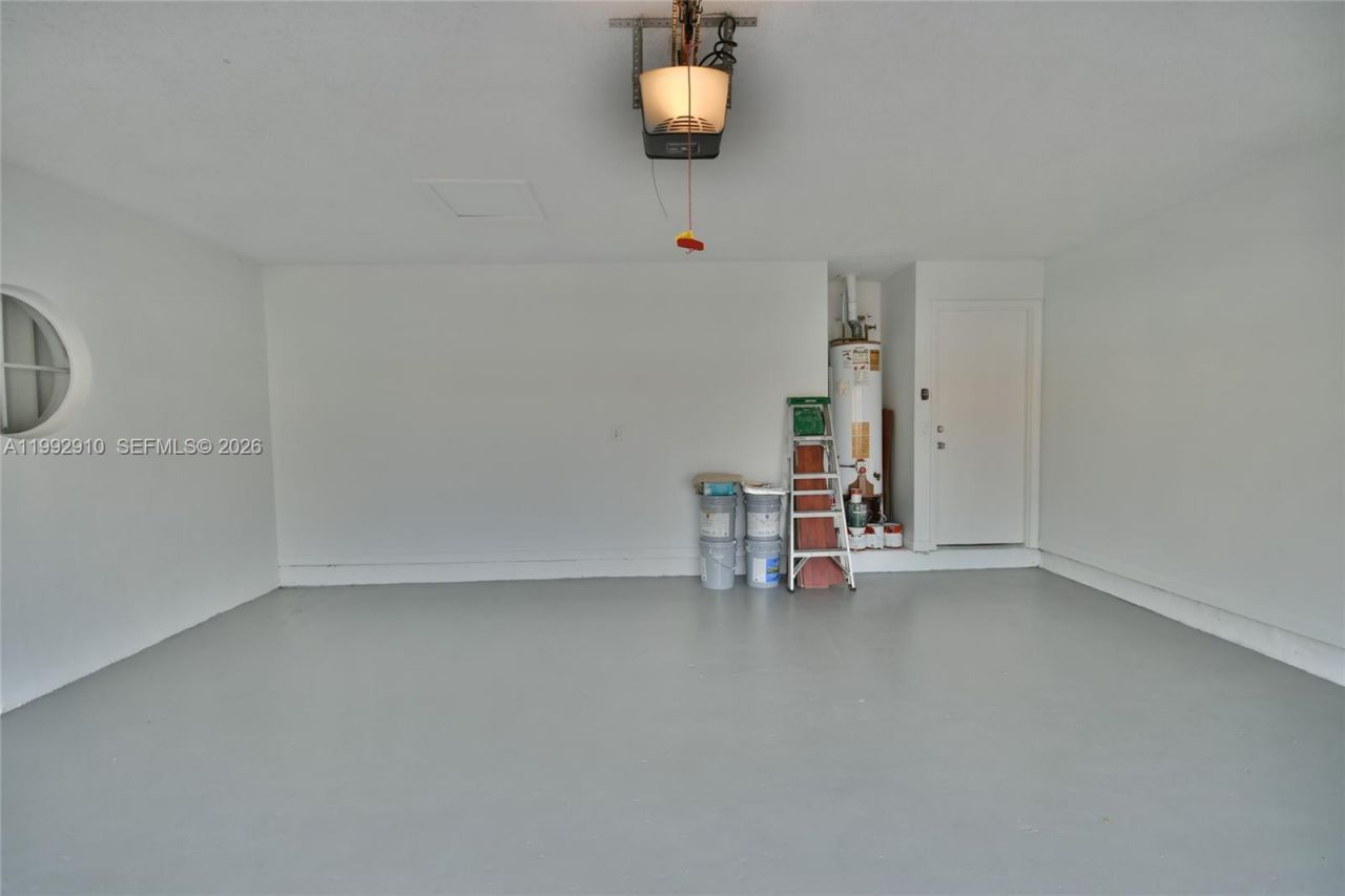 10380 NW 46th St , Doral, FL 33178 Photo