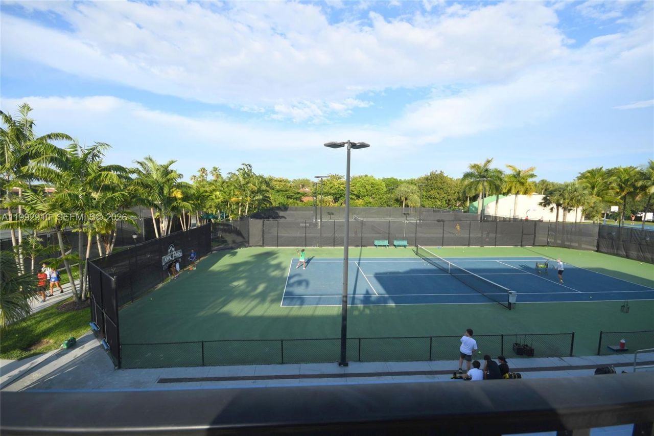 10380 NW 46th St , Doral, FL 33178 Photo