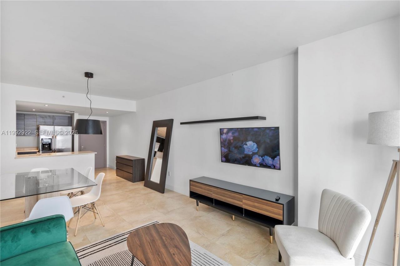 185 SE 14th Ter , Unit 2602, Miami, FL 33131 Photo