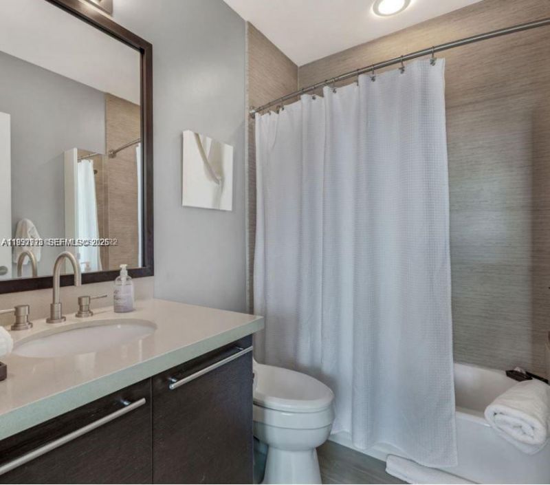 7930 East Dr, Unit 707, North Bay Village, FL 33141 Photo