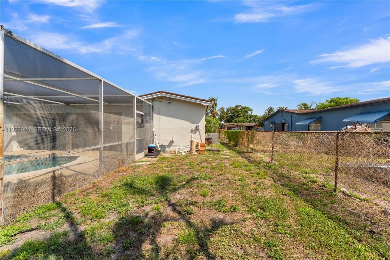 6924 NW 8th Ct , Margate, FL 33063 Photo