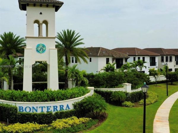 9776 W 34th Ave , Unit 9776, Hialeah, FL 33018