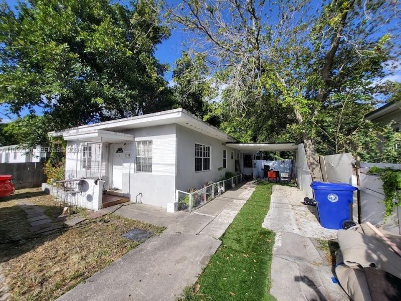 5731 - 5733 NW 6th Ave, Miami, FL 33127 Photo