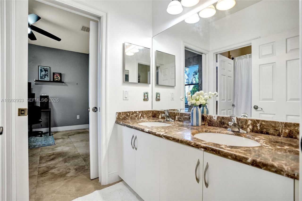 14957 SW 34th St, Davie, FL 33331 Photo