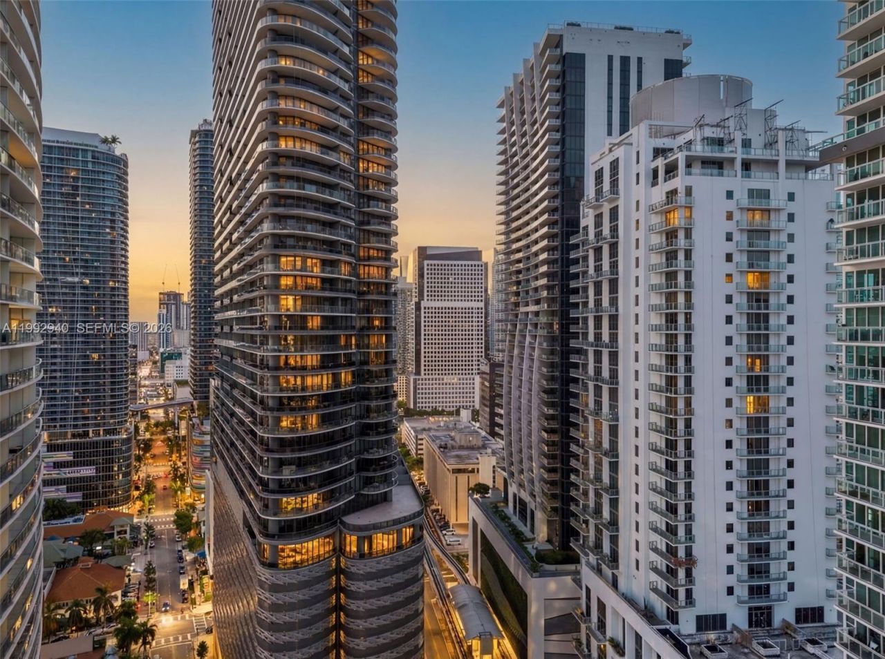 1050 Brickell Ave , Unit 2510, Miami, FL 33131 Photo