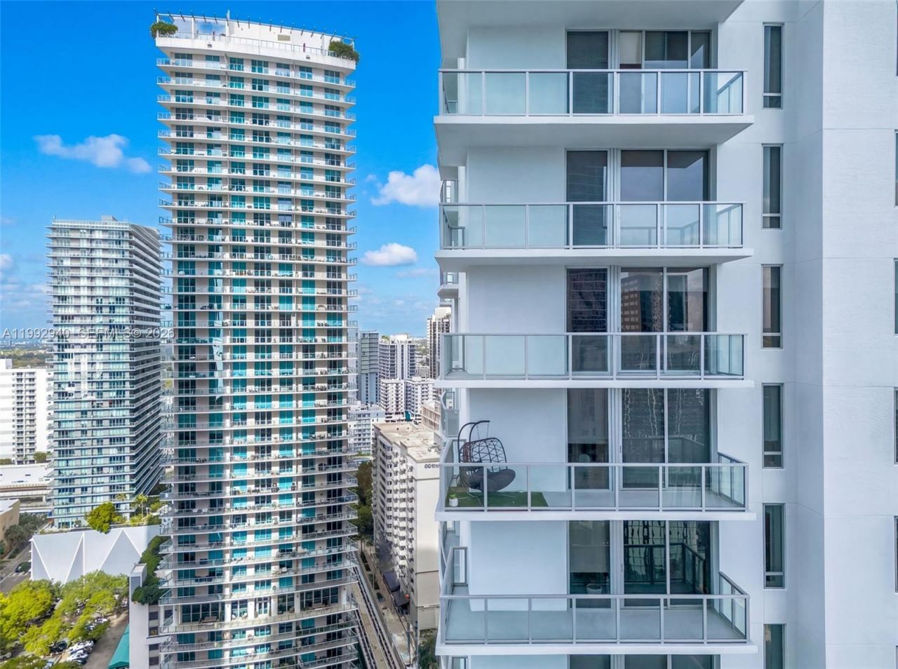 1050 Brickell Ave , Unit 2510, Miami, FL 33131 Photo