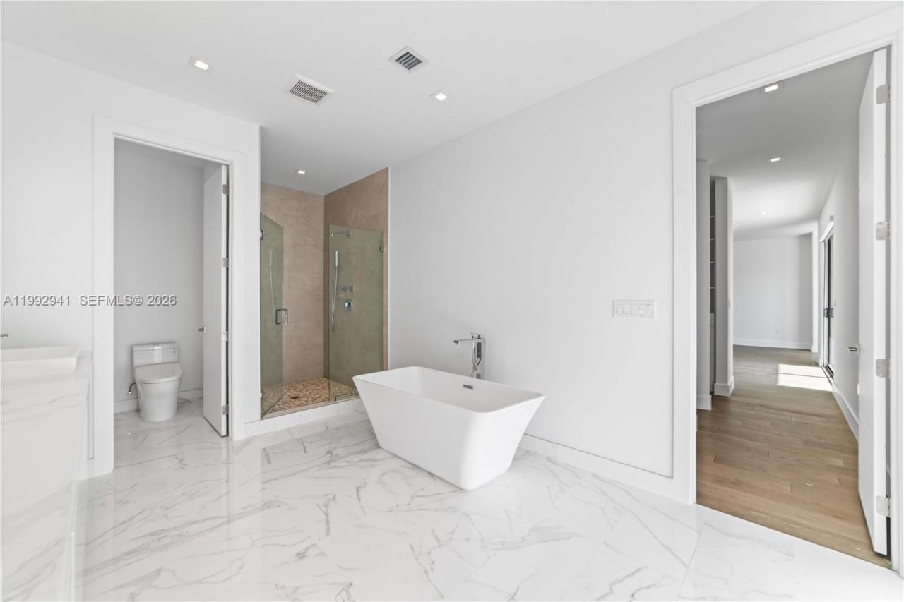 16680 N Botaniko Dr N, Unit 16680, Weston, FL 33326 Photo