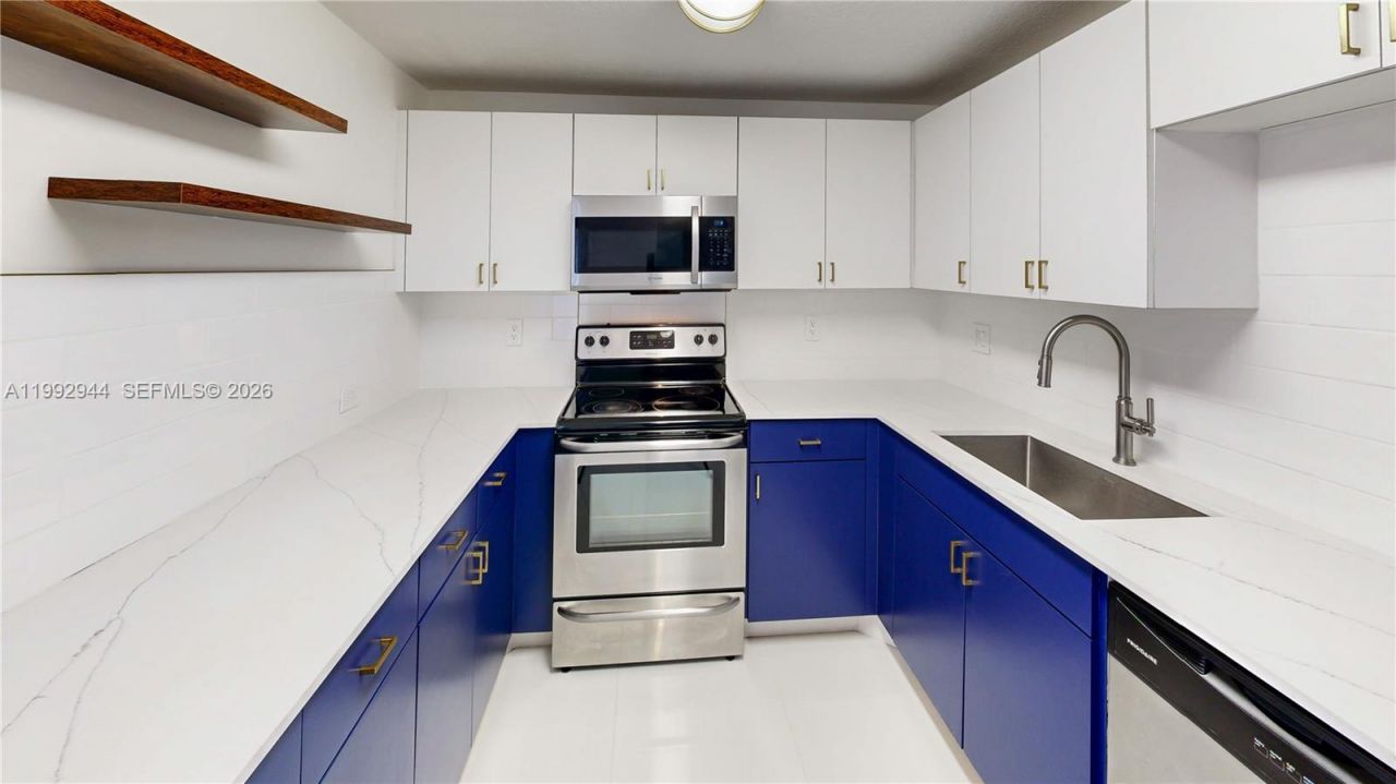 10210 SW 154th Pl, Unit 111-8, Miami, FL 33196 Photo