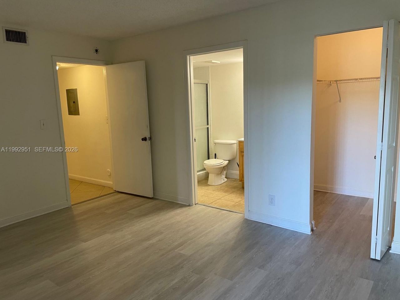 7670 Westwood Dr, Unit 703, Tamarac, FL 33321 Photo