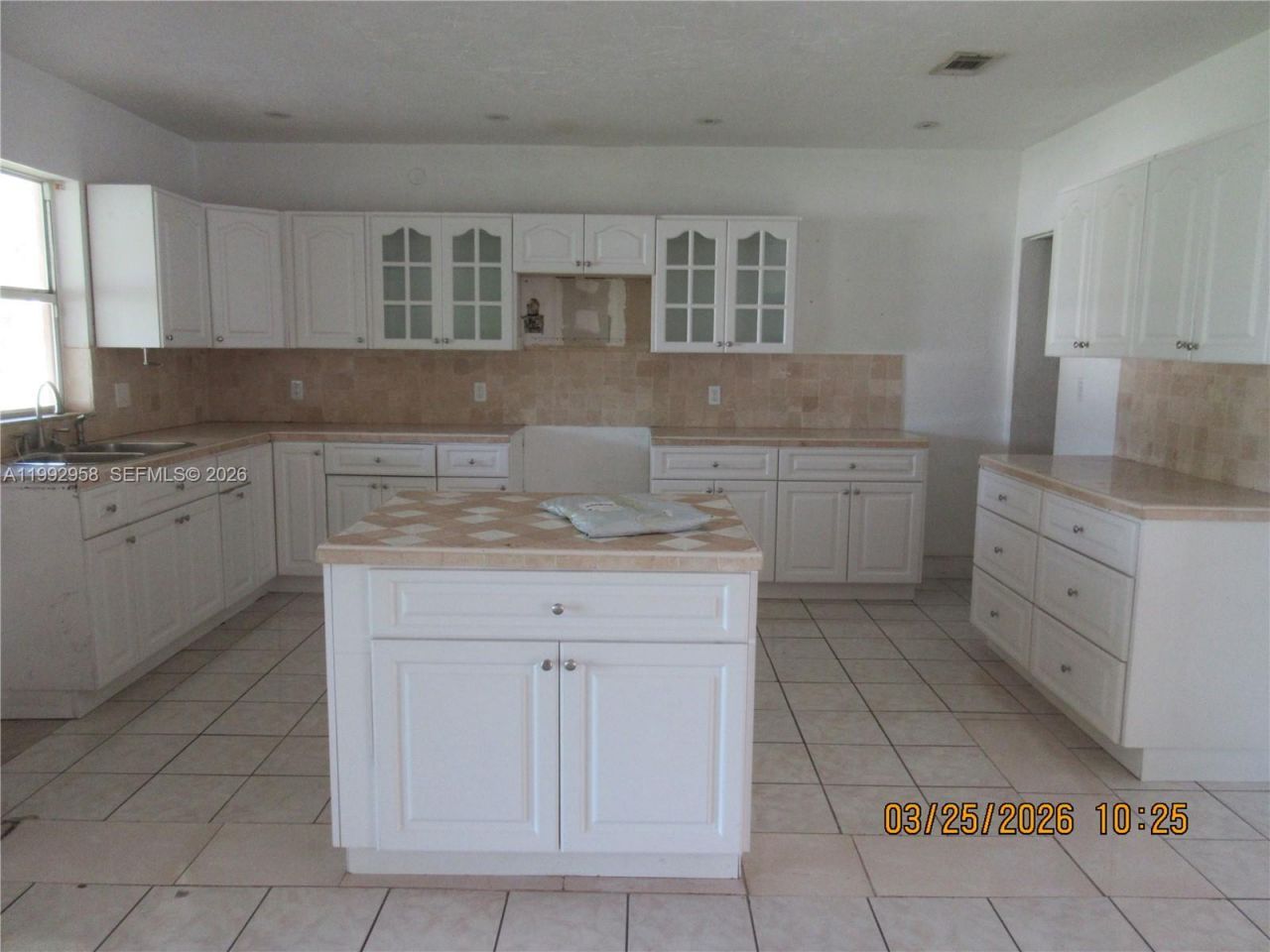 18420 SW 129th Ave , Miami, FL 33177 Photo