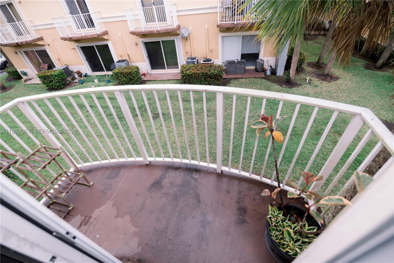 3153 SW 129th Ter, Miramar, FL 33027 Photo