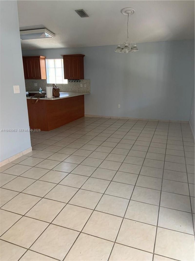 12352 NW 98th Ave , Hialeah Gardens, FL 33018 Photo