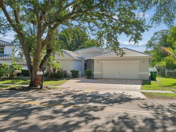 2025 SW 90th Ave, Miramar, FL 33025