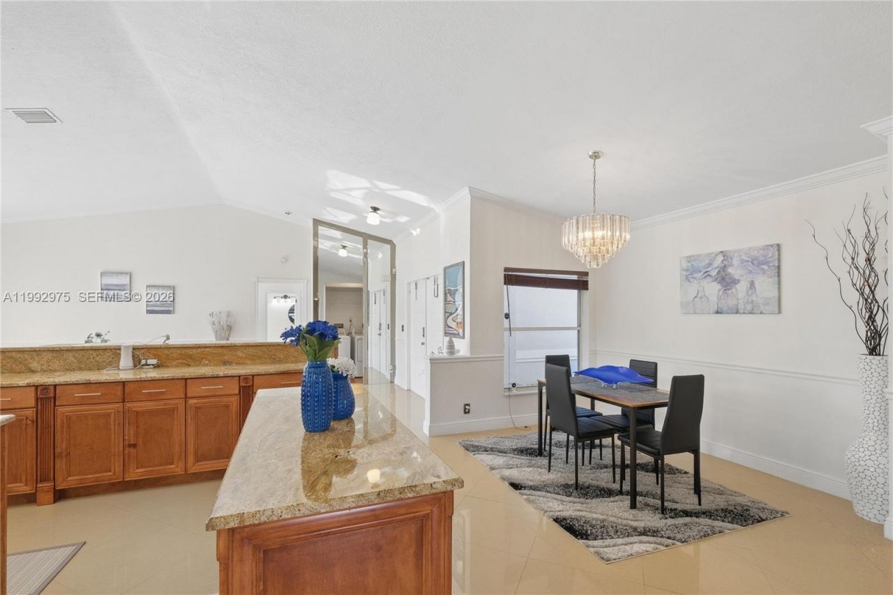 2025 SW 90th Ave, Miramar, FL 33025 Photo