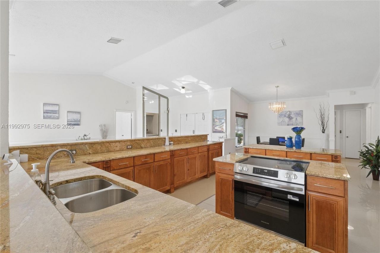 2025 SW 90th Ave, Miramar, FL 33025 Photo