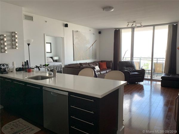 90 SW 3rd St , Unit 4008, Miami, FL 33130
