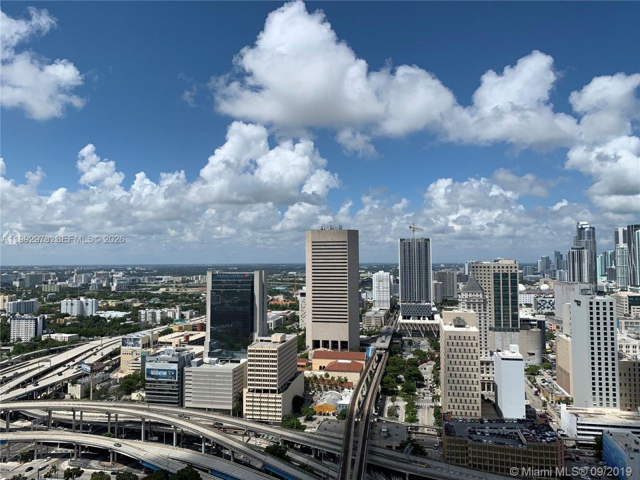 90 SW 3rd St, Unit 4008, Miami, FL 33130 Photo