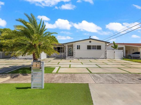 8631 SW 16th Ter , Miami, FL 33155