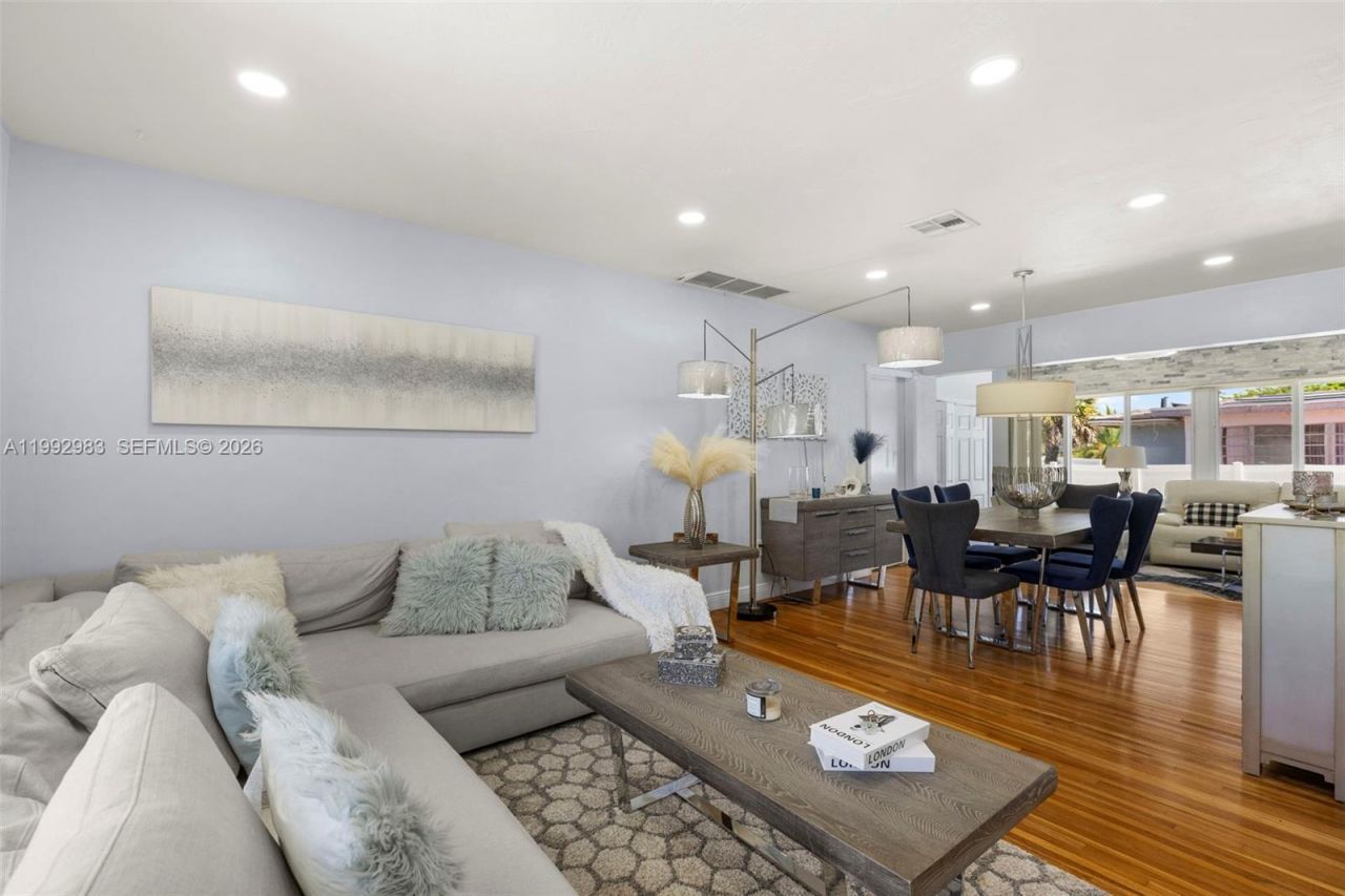 8631 SW 16th Ter , Miami, FL 33155 Photo