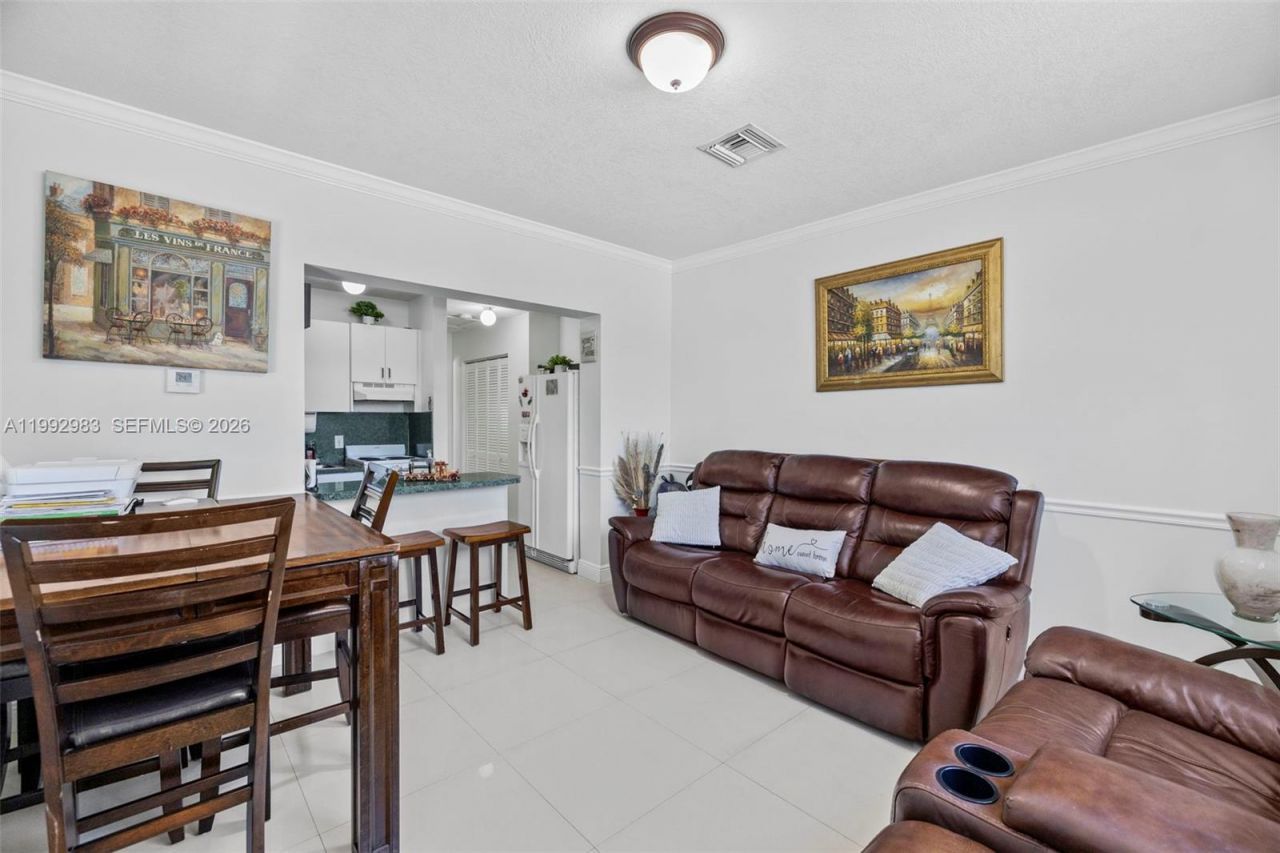 8631 SW 16th Ter , Miami, FL 33155 Photo