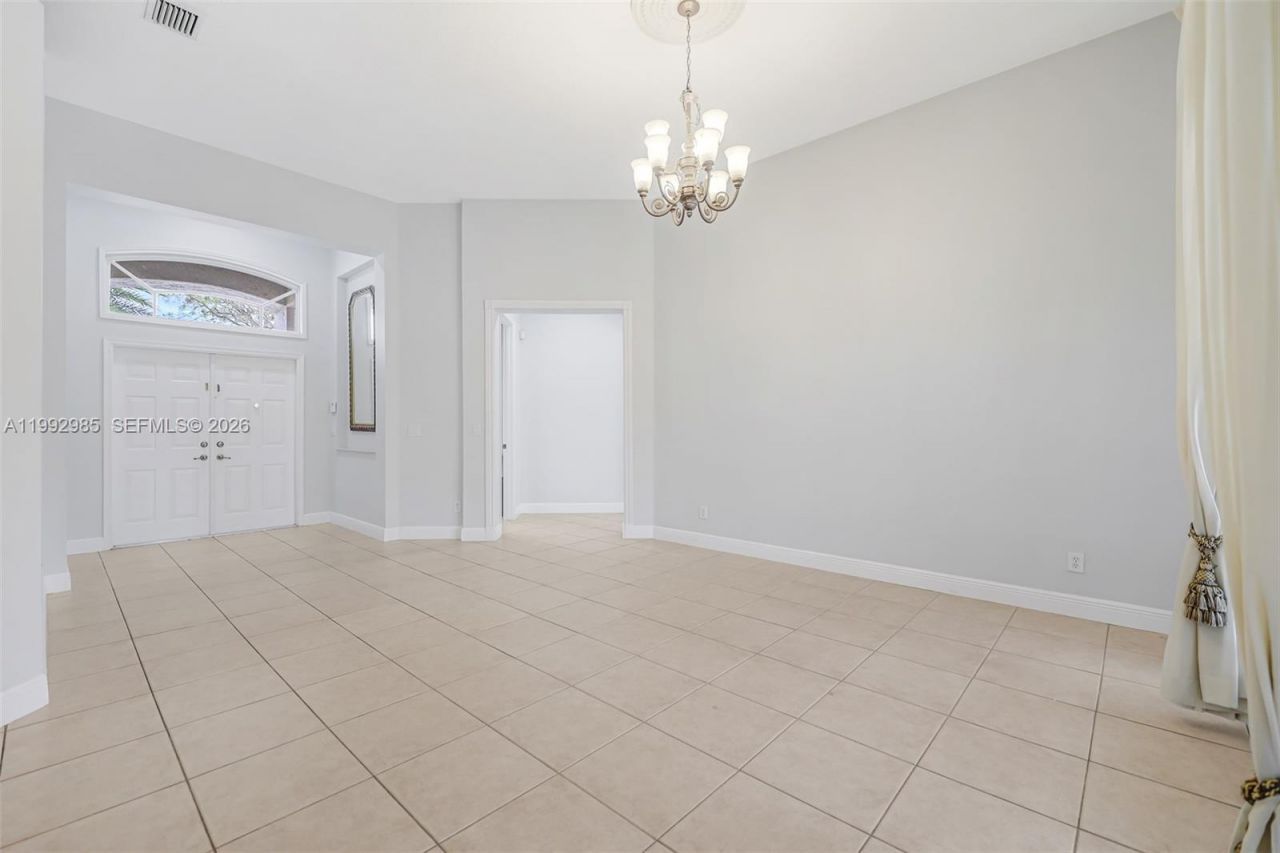 16418 NW 14th St, Pembroke Pines, FL 33028 Photo