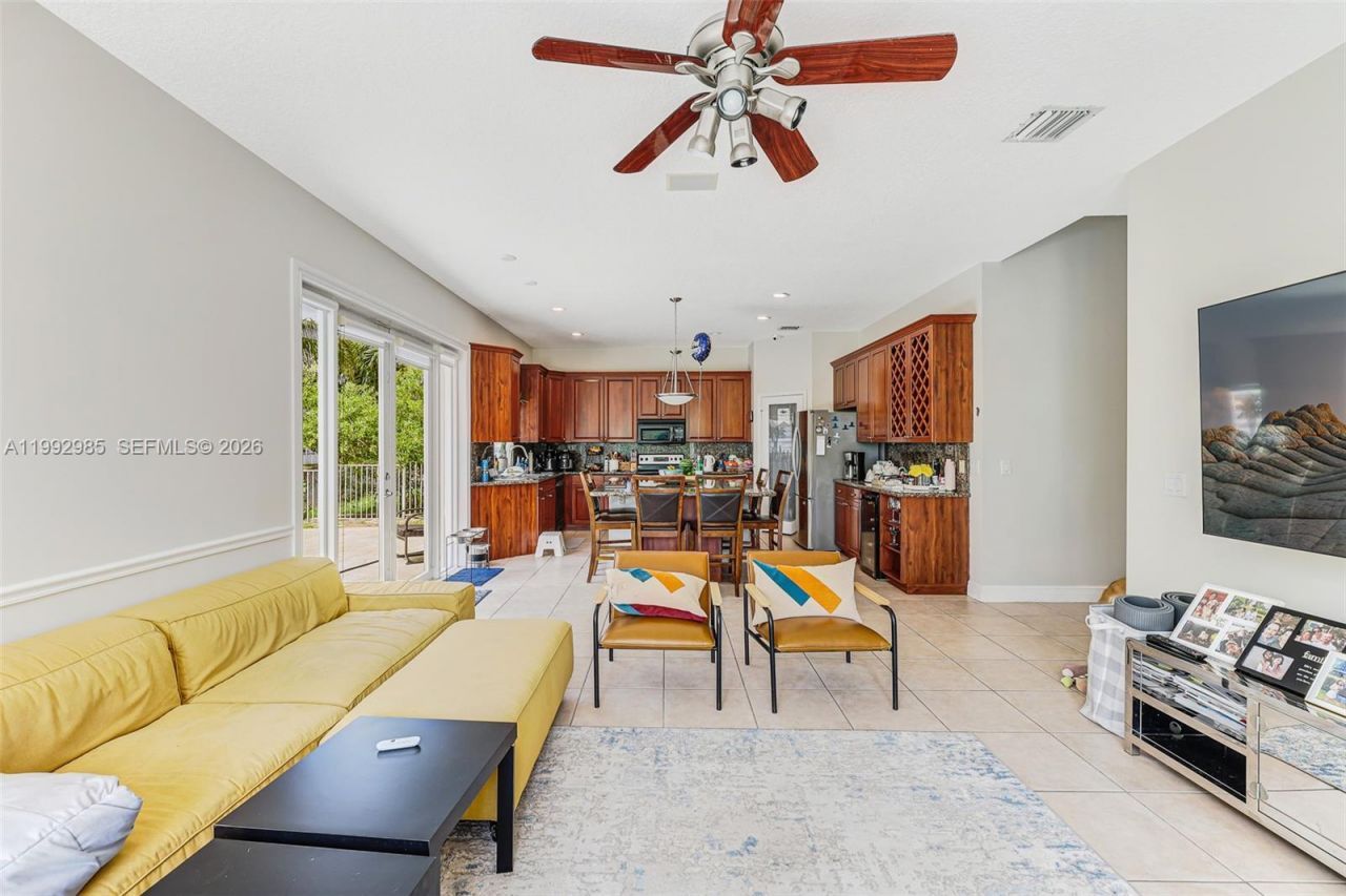 16418 NW 14th St , Pembroke Pines, FL 33028 Photo