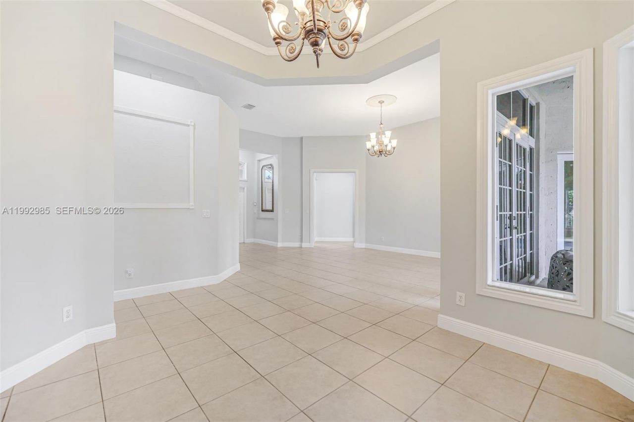 16418 NW 14th St, Pembroke Pines, FL 33028 Photo