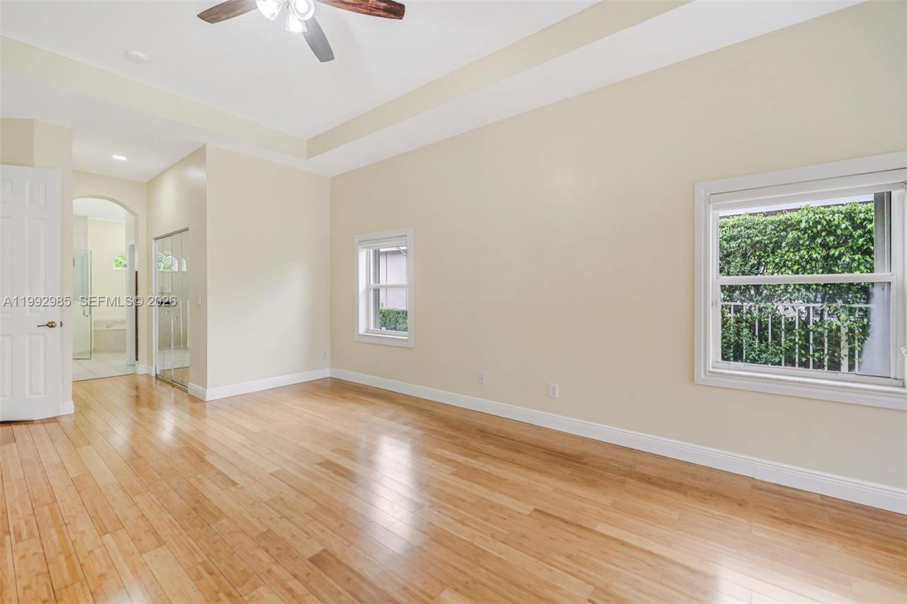 16418 NW 14th St, Pembroke Pines, FL 33028 Photo