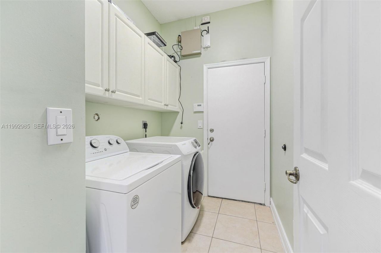 16418 NW 14th St , Pembroke Pines, FL 33028 Photo