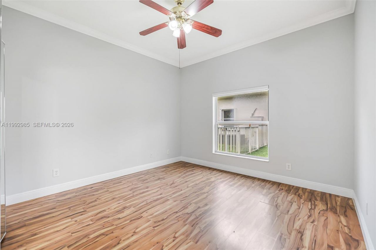 16418 NW 14th St, Pembroke Pines, FL 33028 Photo