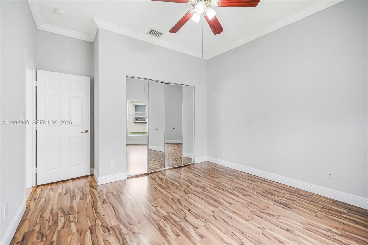 16418 NW 14th St, Pembroke Pines, FL 33028 Photo