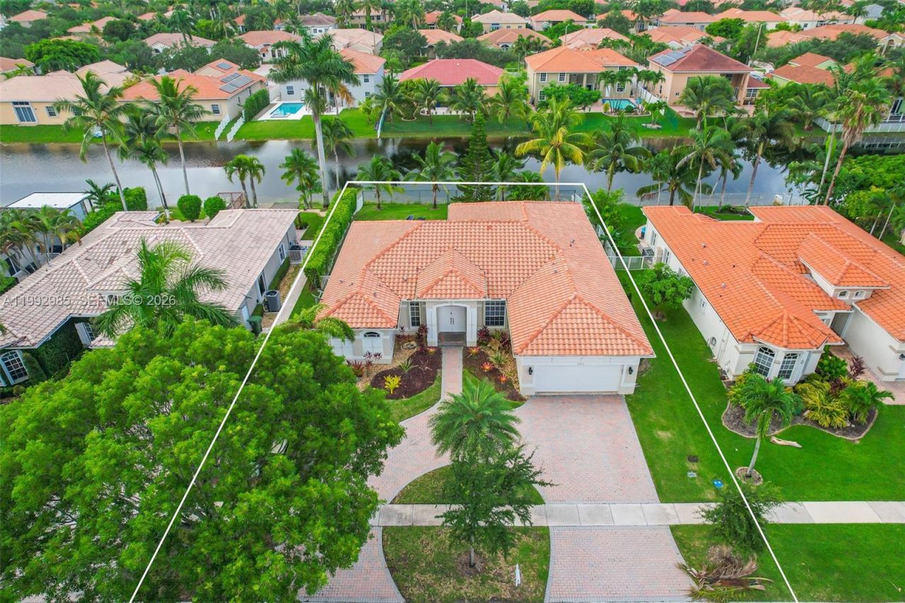 16418 NW 14th St , Pembroke Pines, FL 33028 Photo