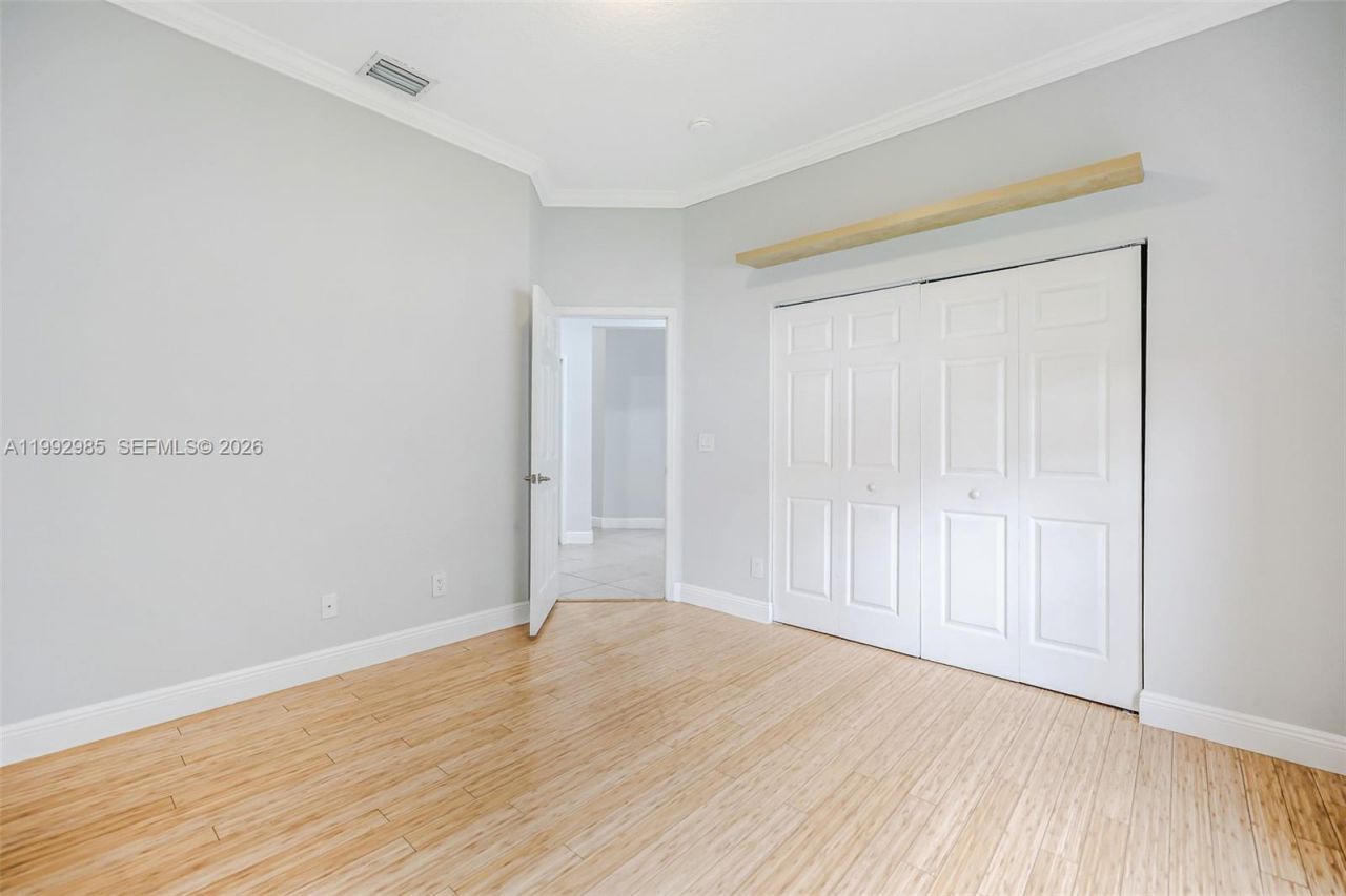 16418 NW 14th St, Pembroke Pines, FL 33028 Photo