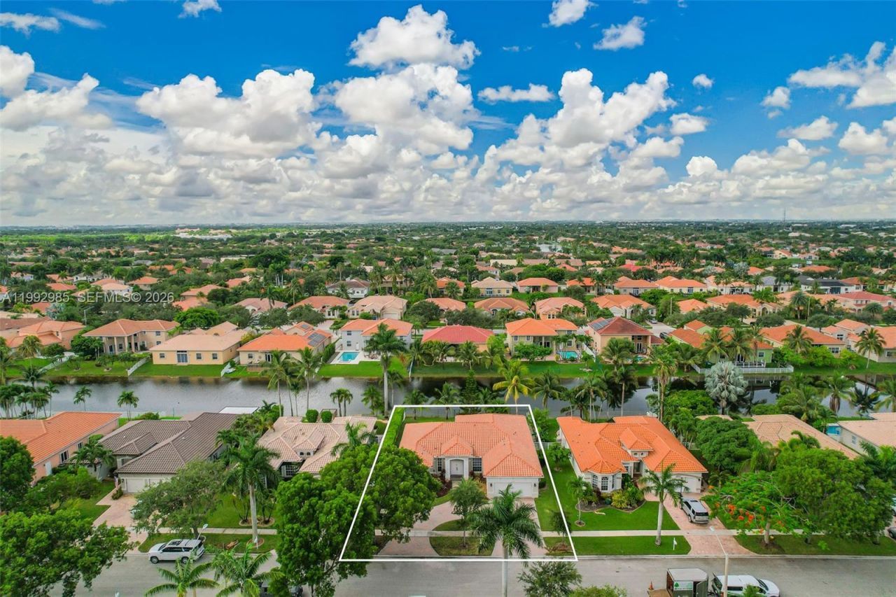 16418 NW 14th St , Pembroke Pines, FL 33028 Photo