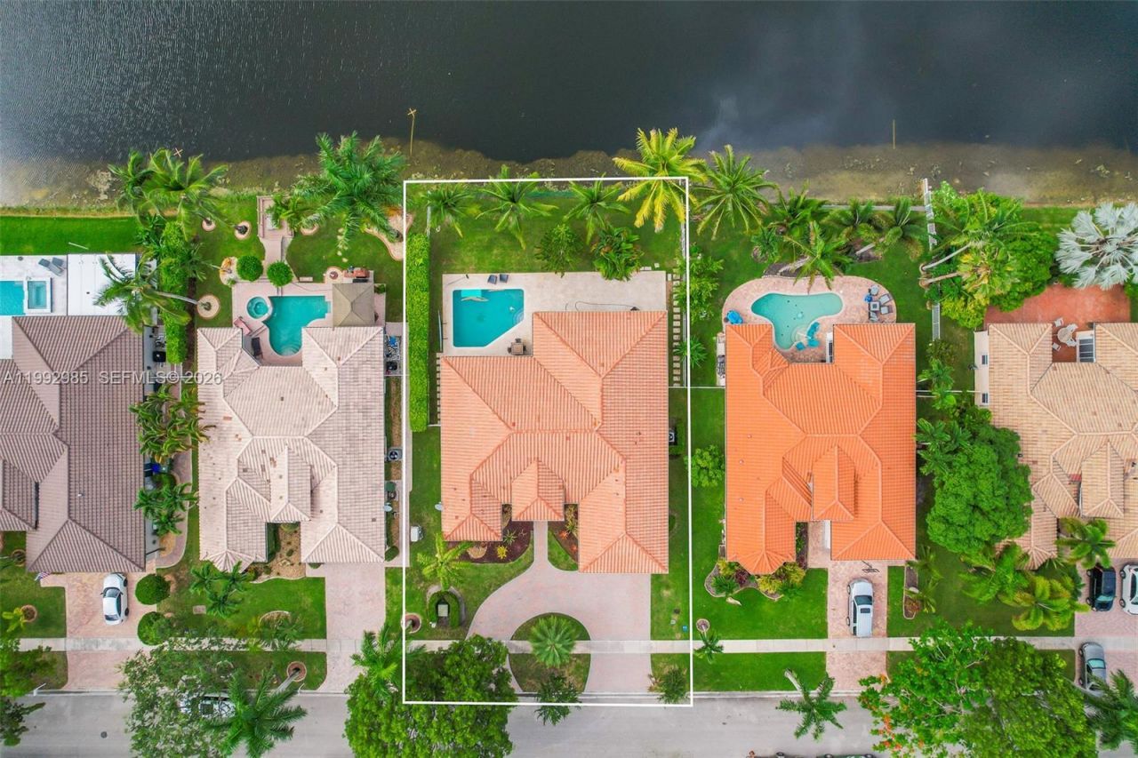 16418 NW 14th St , Pembroke Pines, FL 33028 Photo