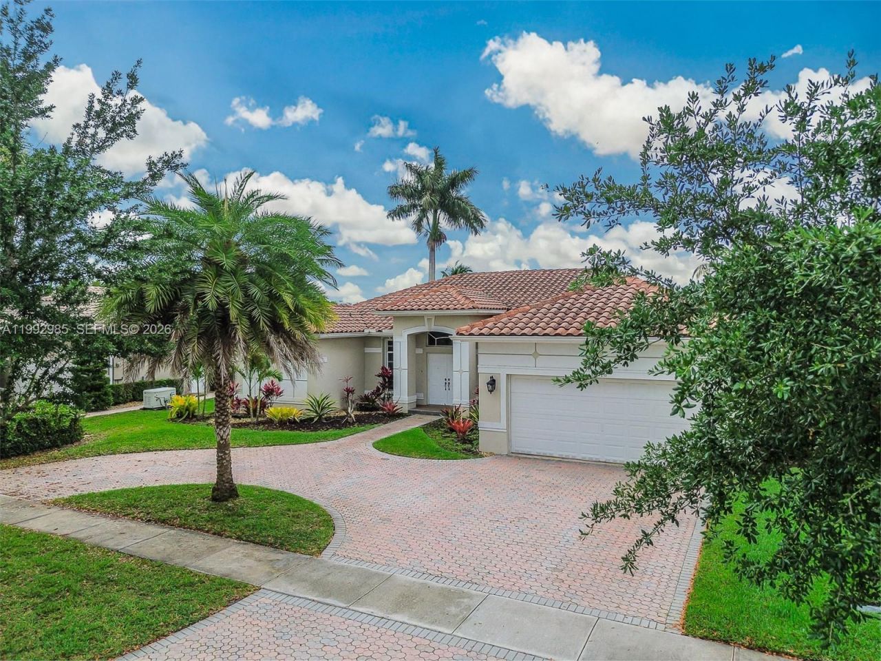 16418 NW 14th St, Pembroke Pines, FL 33028 Photo