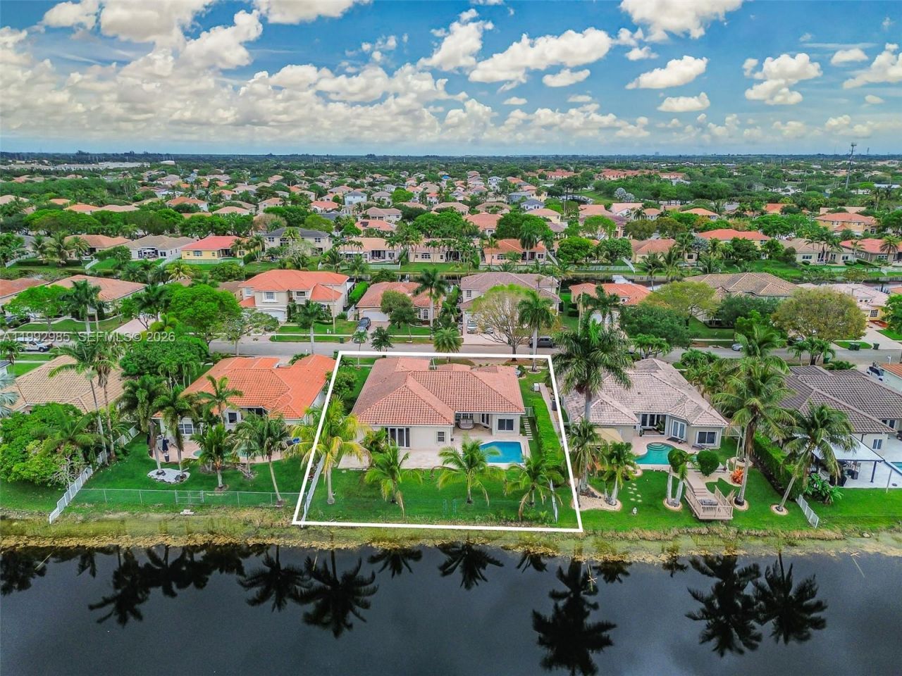 16418 NW 14th St, Pembroke Pines, FL 33028 Photo