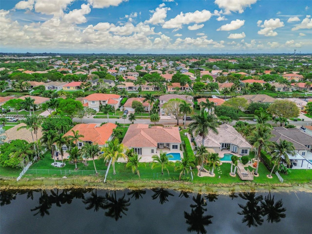 16418 NW 14th St, Pembroke Pines, FL 33028 Photo