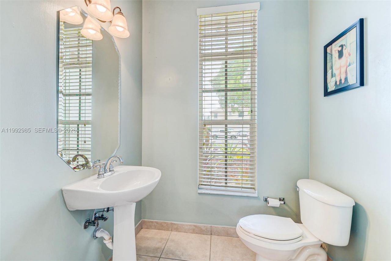 16418 NW 14th St , Pembroke Pines, FL 33028 Photo