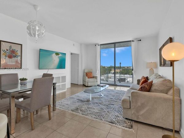 140 S Dixie Hwy , Unit 403, Hollywood, FL 33020